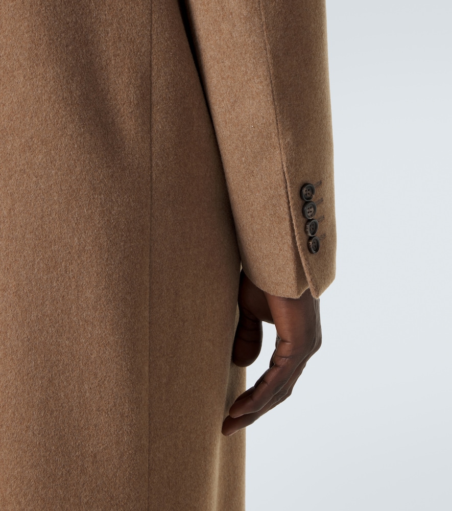 Single-Breasted Coat