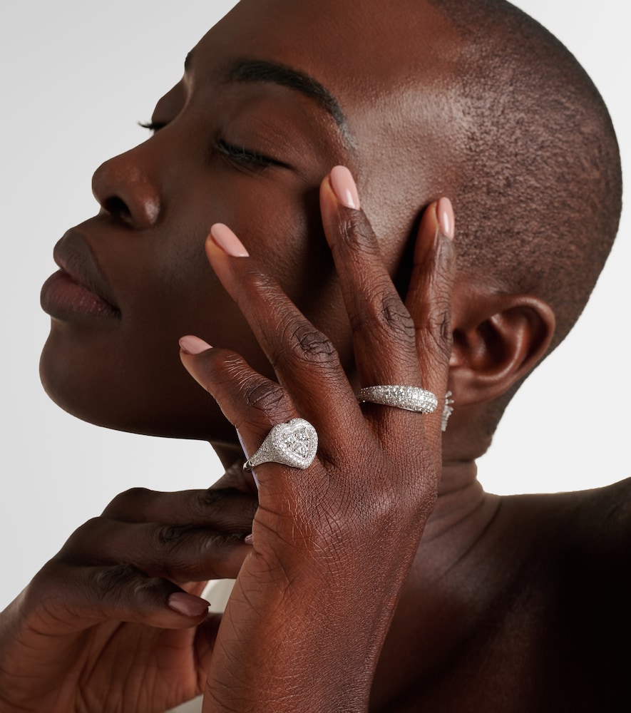 Kamyen Manaal 18kt white gold pinky ring with diamonds