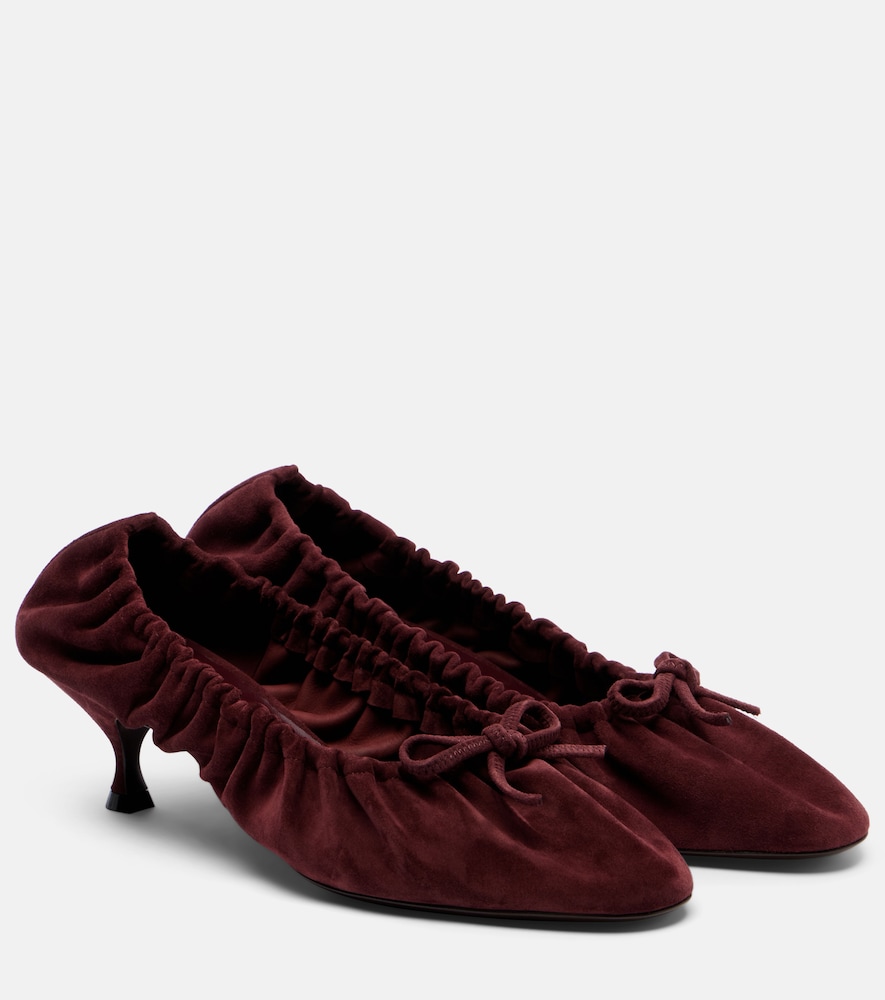 Gather Around Ruched Pumps
