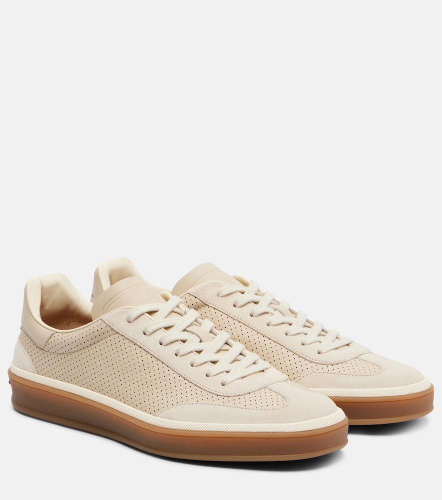Loro Piana Baskets Tennis en cuir et daim 980 €