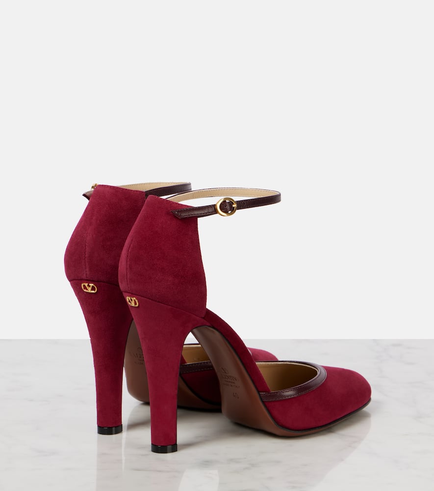 Valentino Suede Pumps With Buckle Detail And Pointed Toe In Burgundy