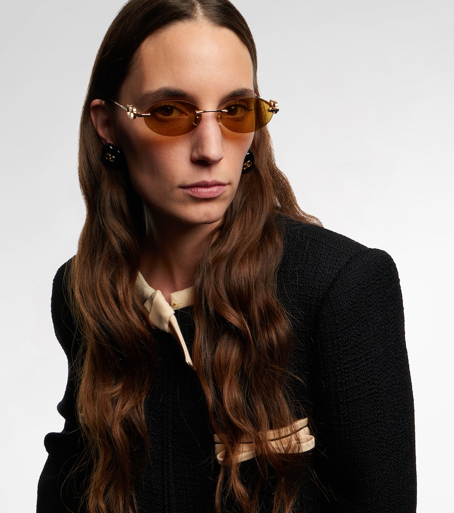  Valentino Valentino Bejewelled Vlogo Oval Sunglasses 