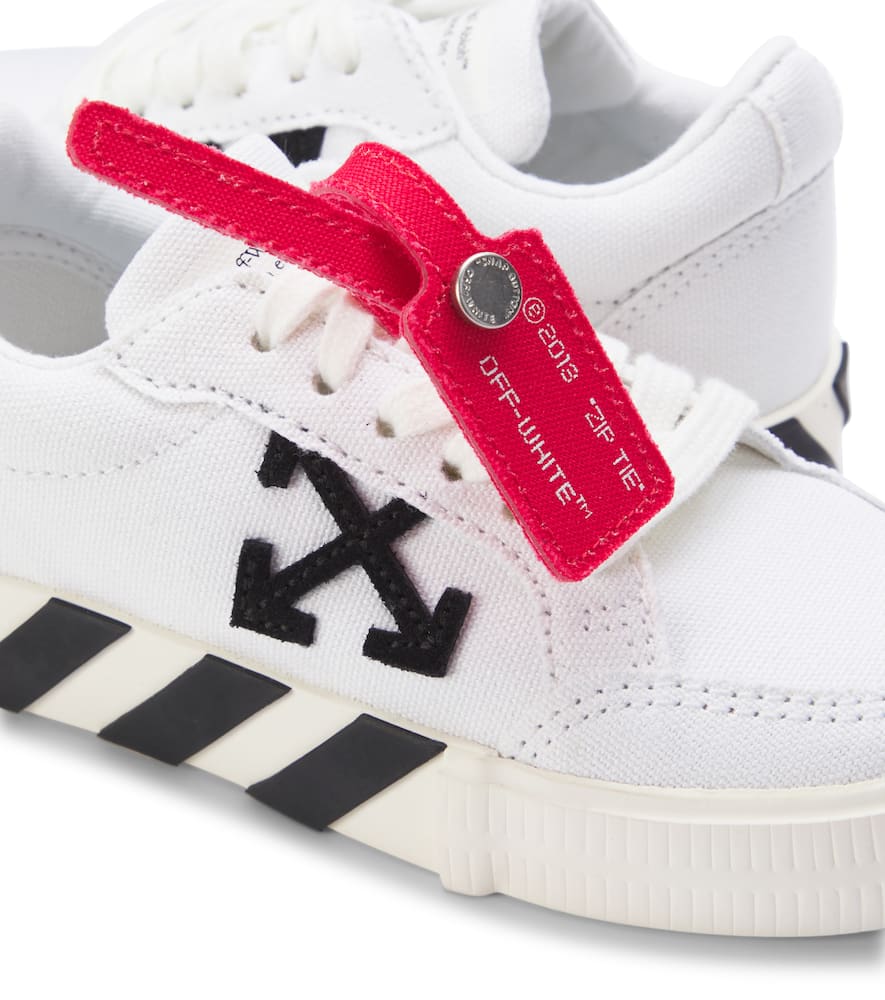 Off-white Low Vulcanized Leather Sneakers In White Black