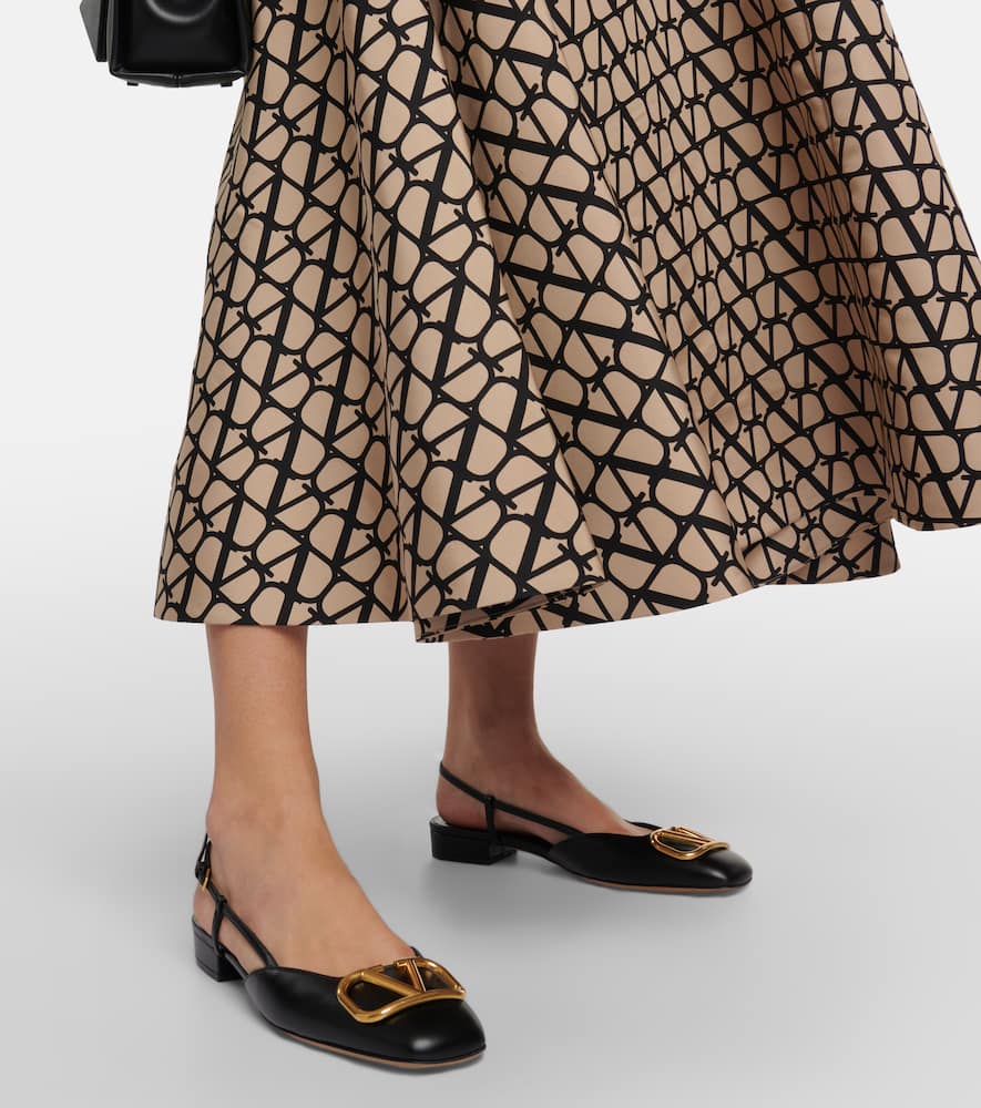 Valentino Vlogo Leather Slingback Ballerina Shoes In Black