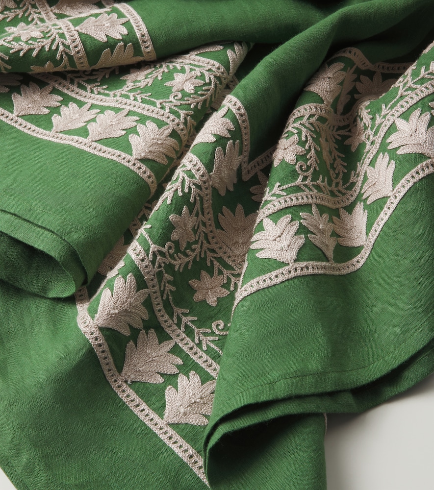  Les-ottomans Les-ottomans Embroidered Linen Tablecloth 