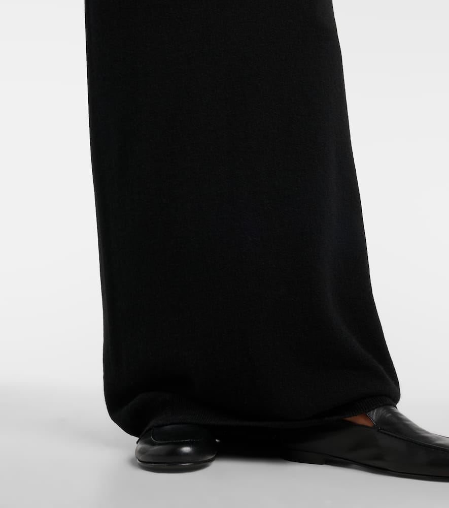 The Row Igam Cashmere Maxi Dress In Black