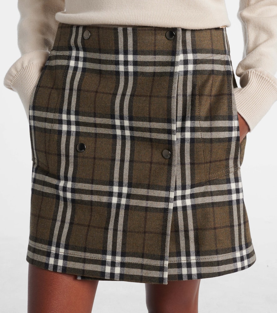 Burberry Women Au25-ww-giu-4.5.025 In Green