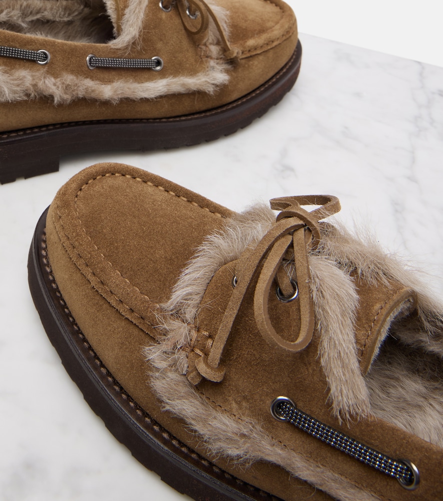  Brunello Cucinelli Brunello Cucinelli Shearling-lined Suede Boat Shoes 