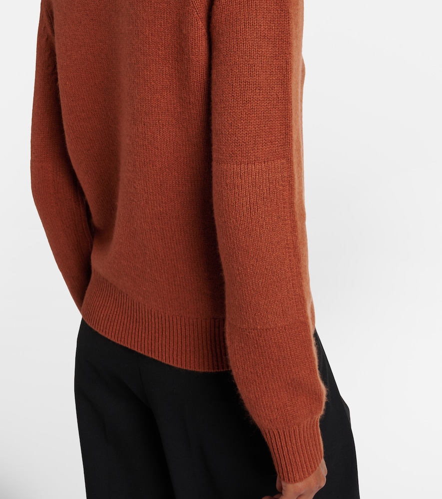  Burberry Burberry Cashmere Sweater 