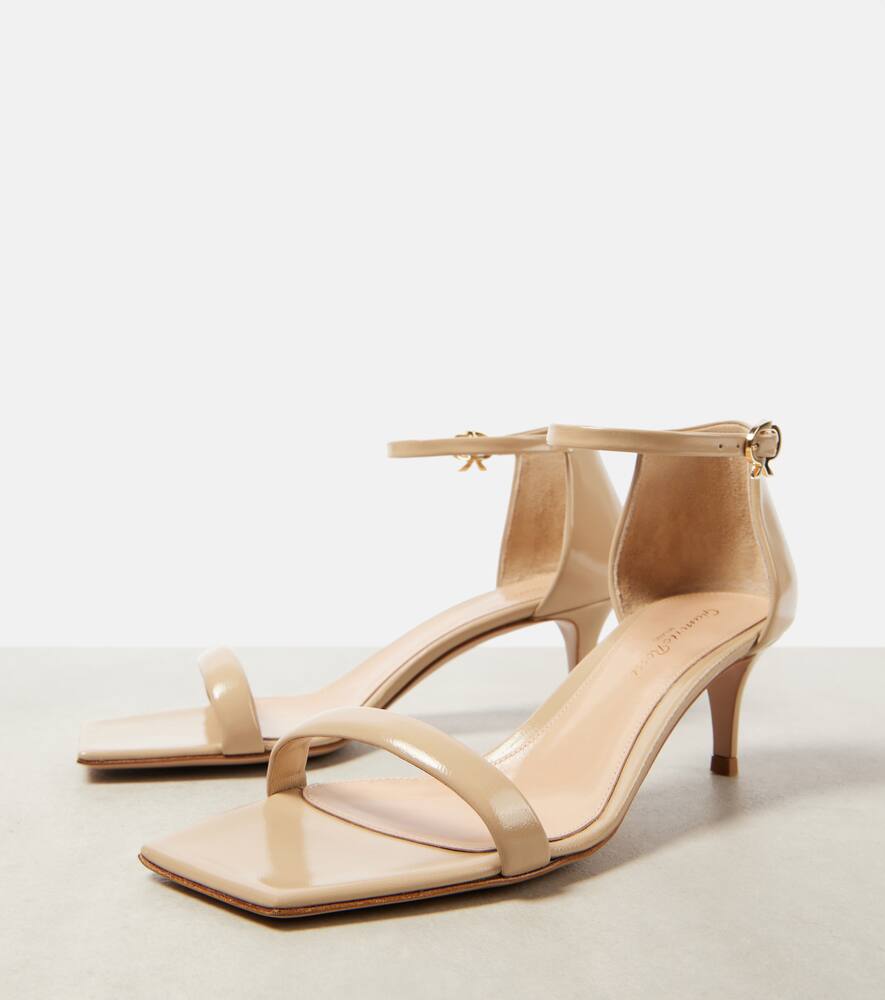Gianvito Rossi Pat 55 Leather Sandals In Sand
