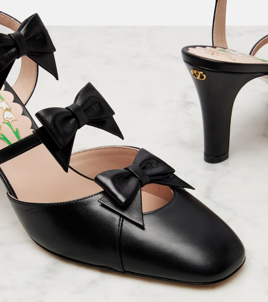 Valentino Bowow 75 Leather Slingback Pumps In Black