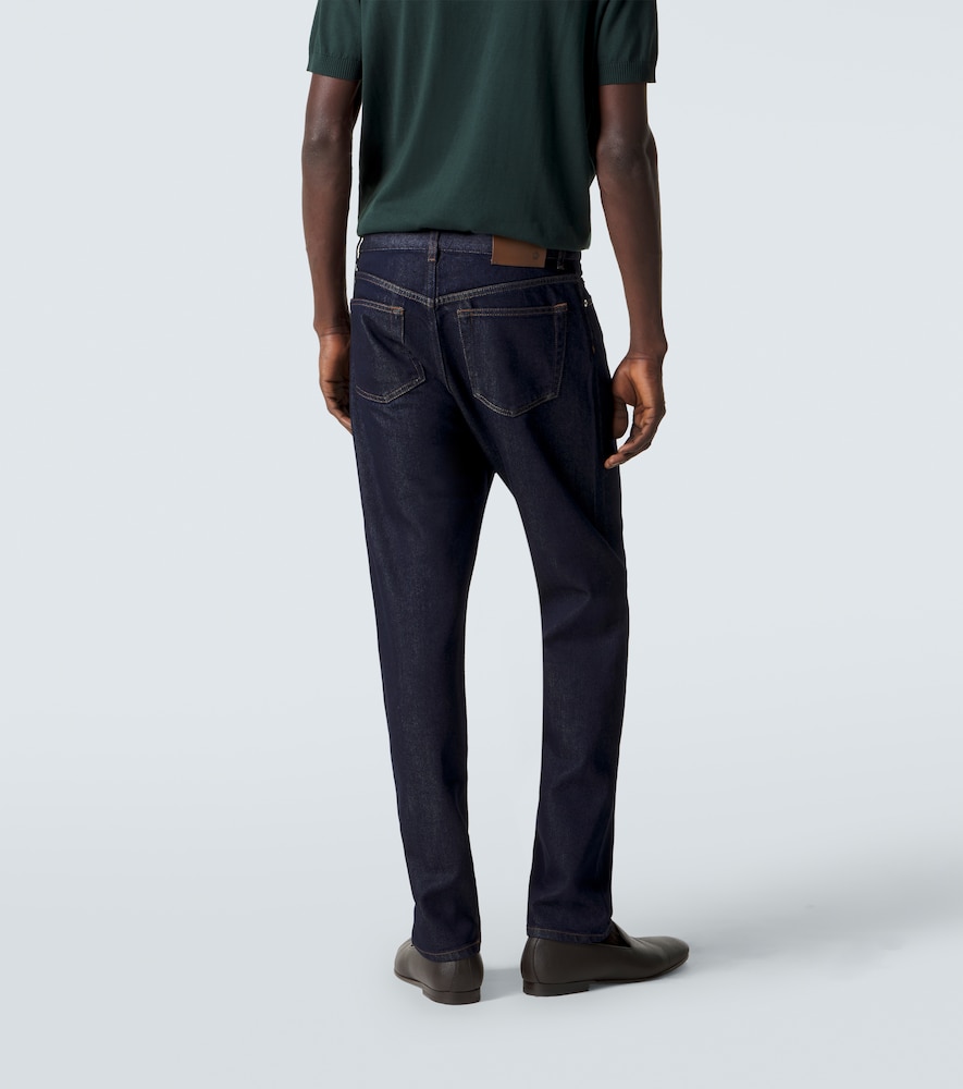 Straight Jeans