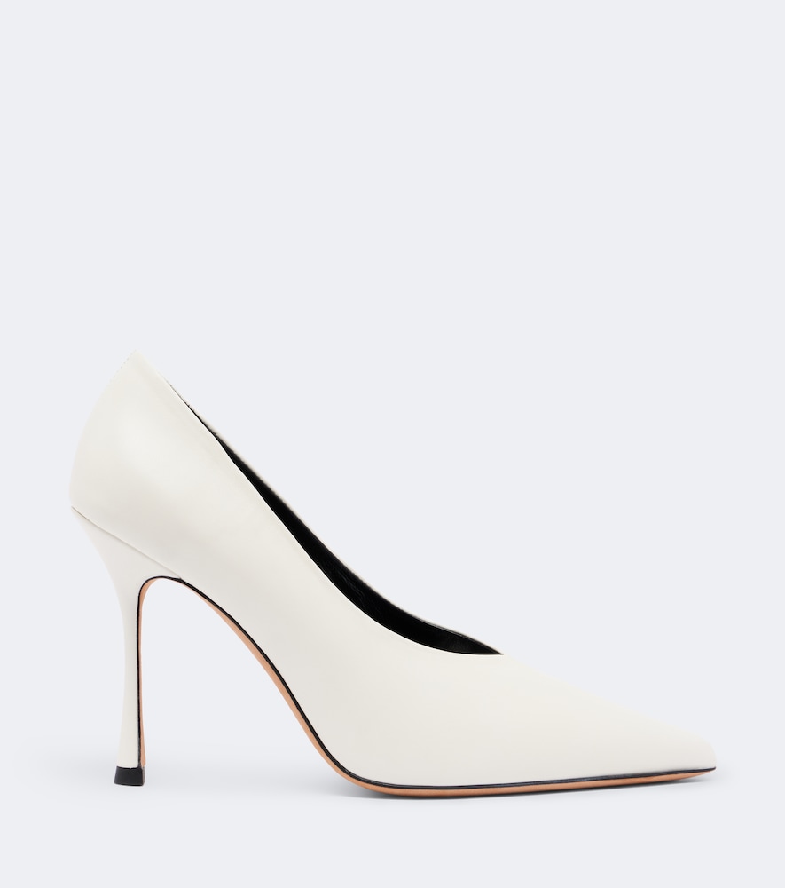 Kiss Pumps
