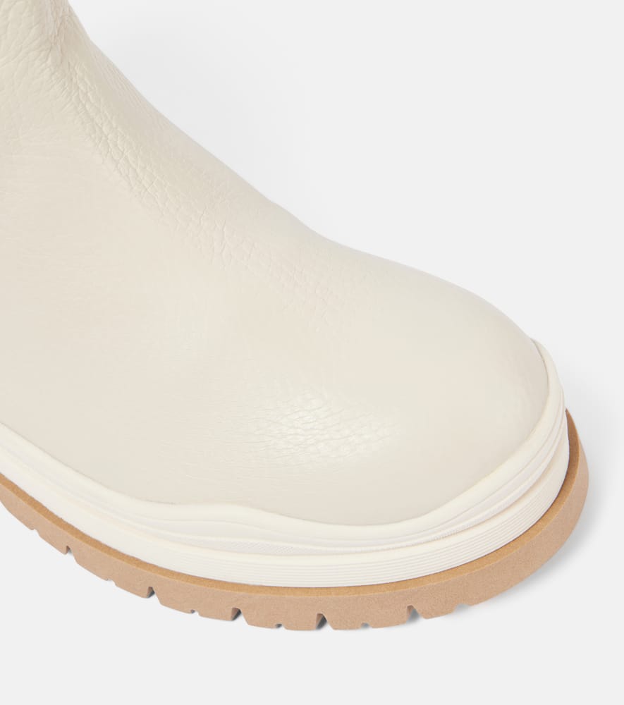 Bogner Chelsea Boots Arosa 8 Aus Leder Mit Shearling In Weiss