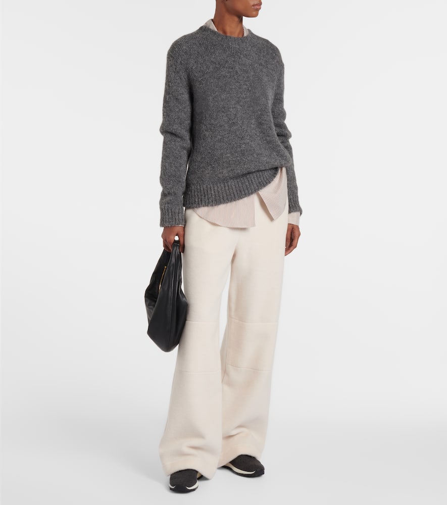 VELES缀饰运动鞋