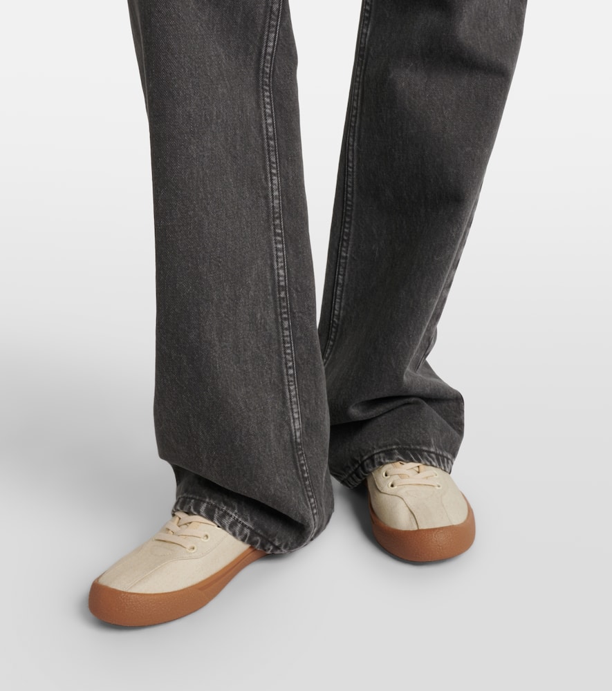 The Row Lyndsey Low-rise Straight Jeans In Black