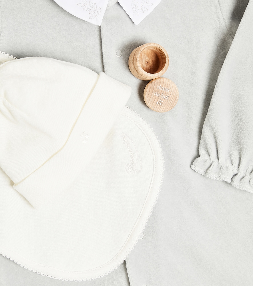 Bonpoint Bonpoint Baby Set Aus Strampler, Mütze, Lätzchen Und Milchzahndose 