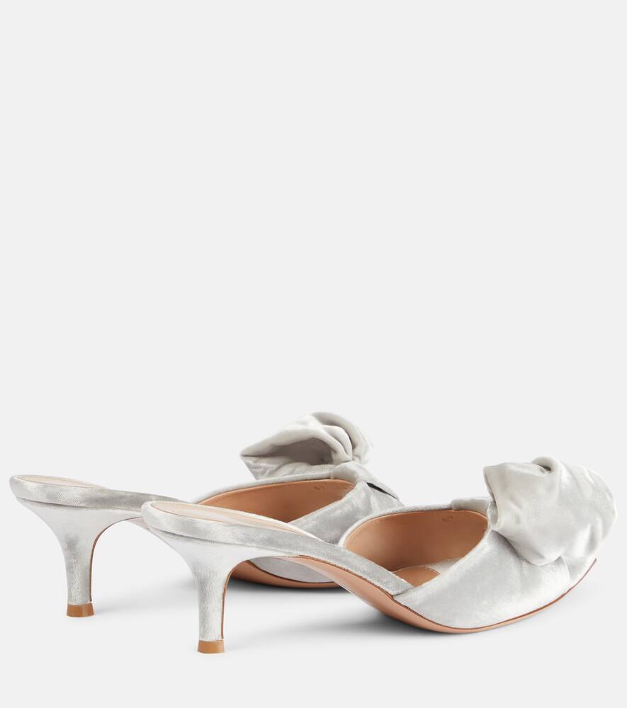 Gianvito Rossi 55 Bow-detail Velvet Mules In Silver