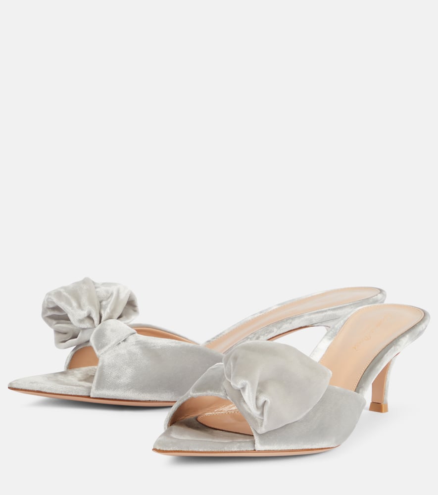 Gianvito Rossi 55 Bow-detail Velvet Mules In Silver
