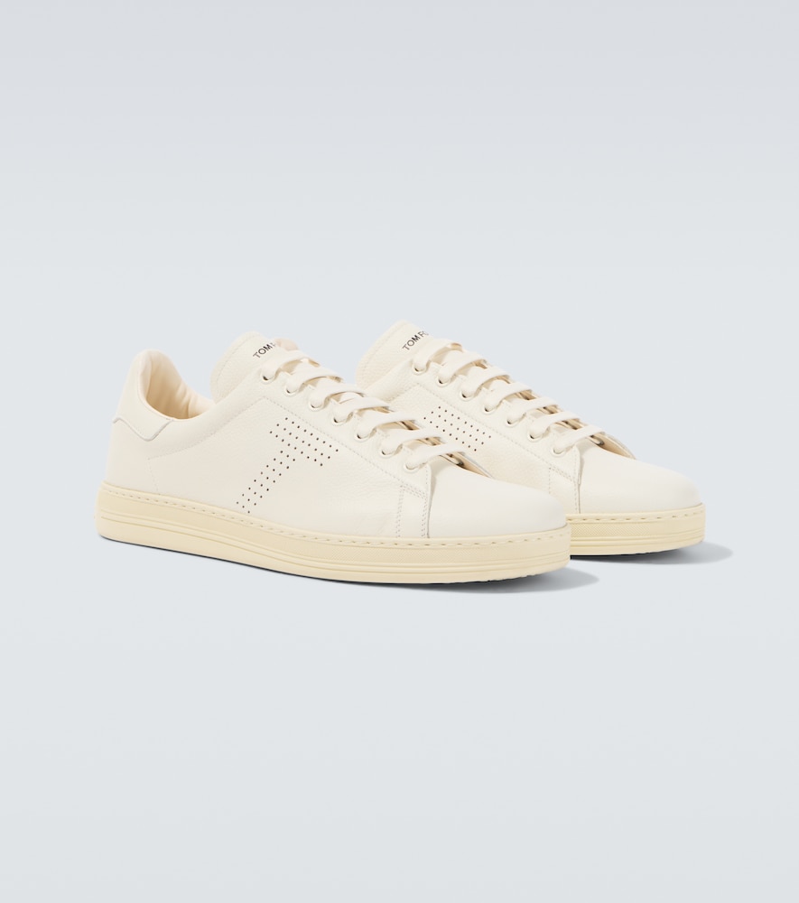 Sneakers Warwick in pelle traforata