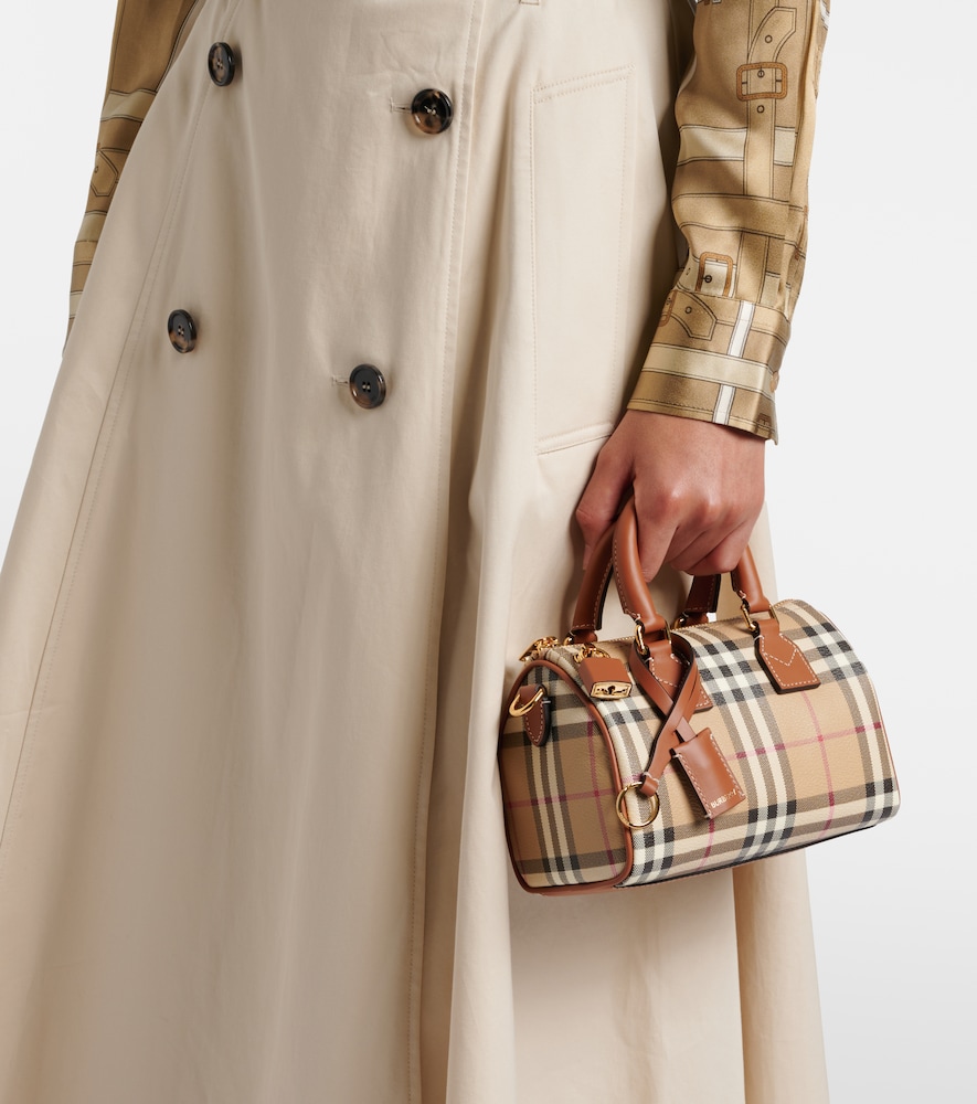 Burberry Burberry Check leather-trimmed bowling bag