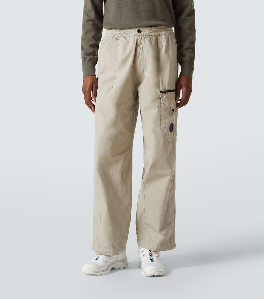 C.p. Company C. P. Company Lens Cotton Cargo Pants In Grün