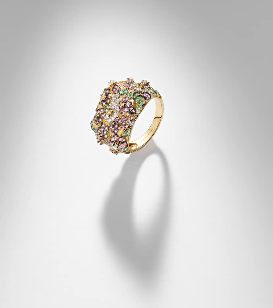 Yvonne Léon Jolie Fleur 9kt Gold Ring With Gemstones In Gold