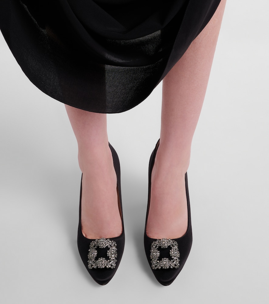 Hangisi 90 Embellished Satin Pumps