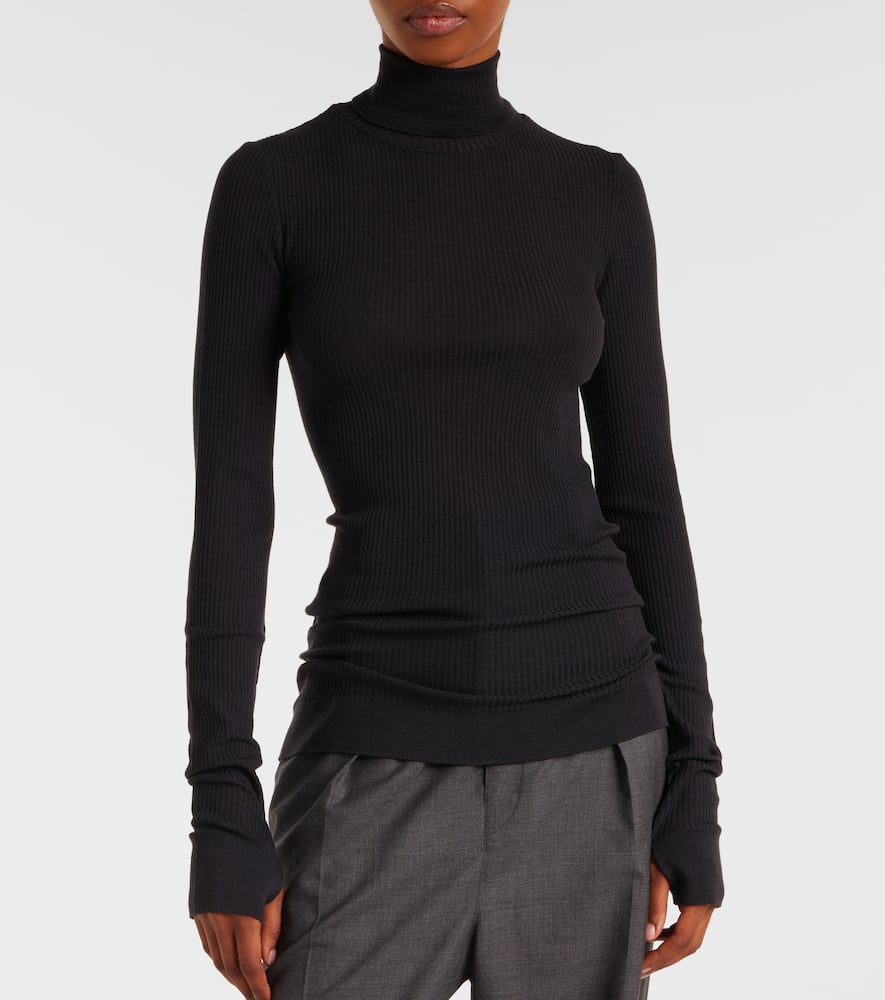 Lemaire Wool Turtleneck Top In Black