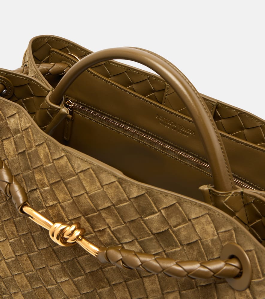 Bottega Veneta Andiamo Medium Suede Tote Bag In Green