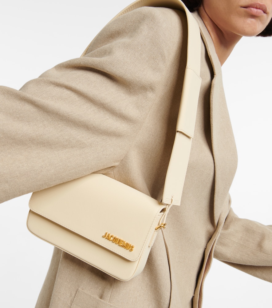 Jacquemus Le Carinu Leather Shoulder Bag In Nude | ModeSens