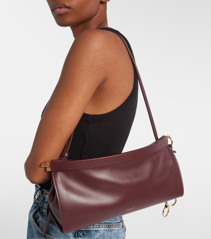 Alaïa Le Click Medium Leather Shoulder Bag In Burgundy