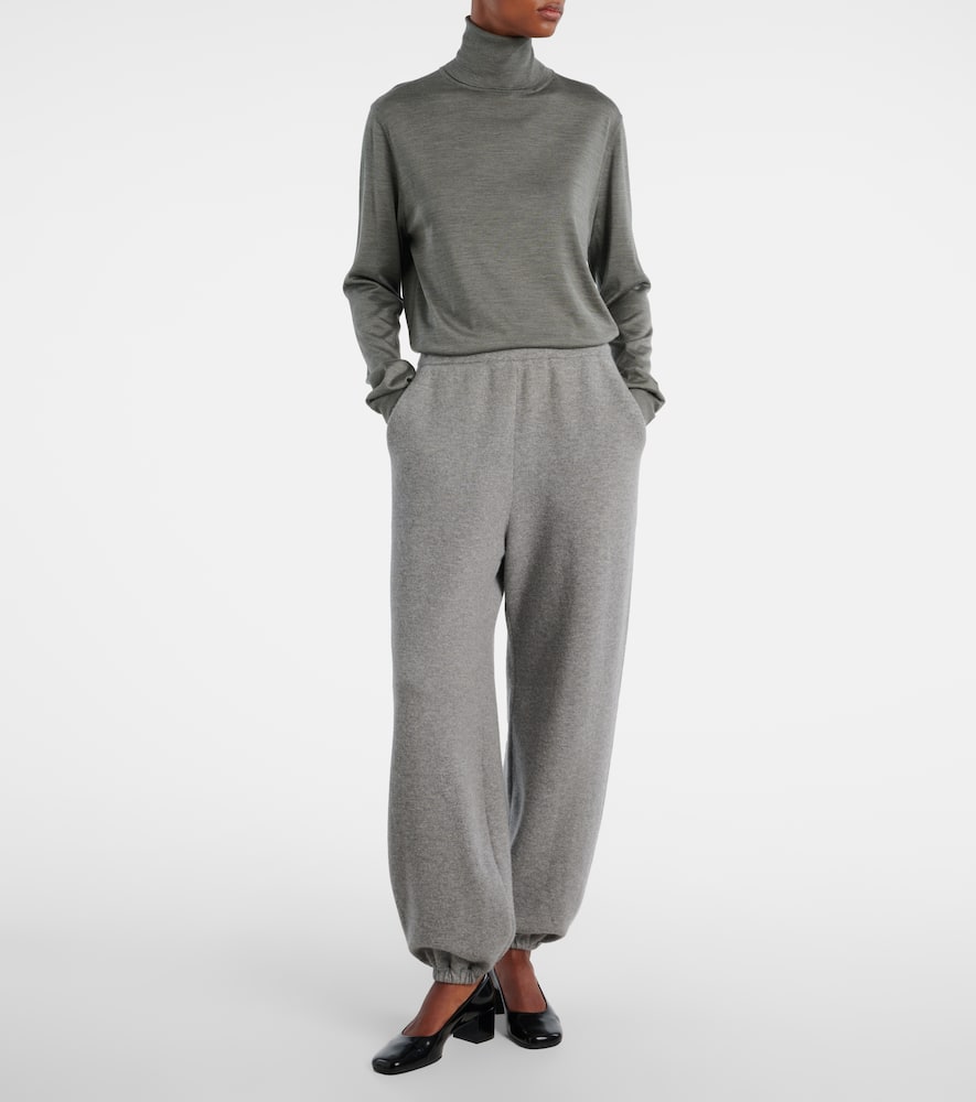 The Row Liwen Silk Turtleneck Top In Gray
