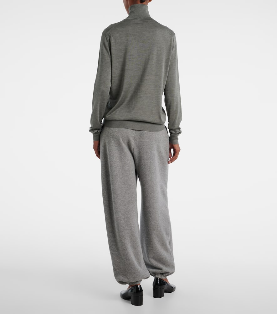 The Row Liwen Silk Turtleneck Top In Gray