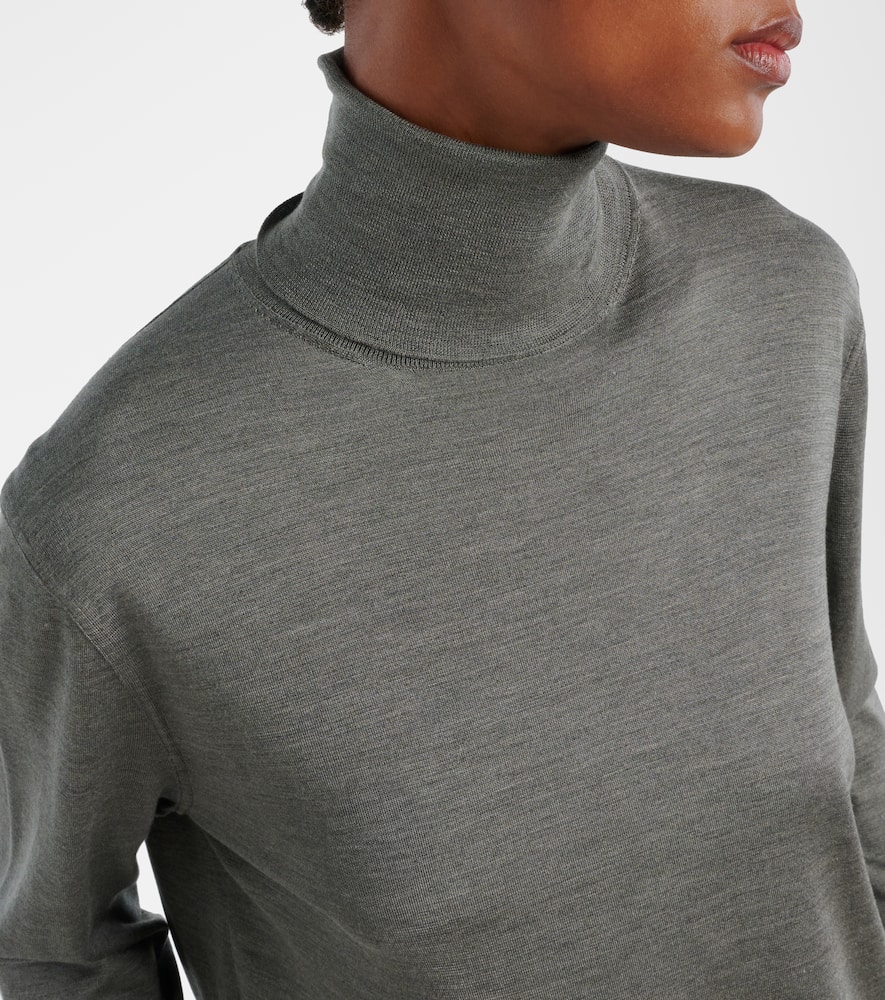 The Row Liwen Silk Turtleneck Top In Gray