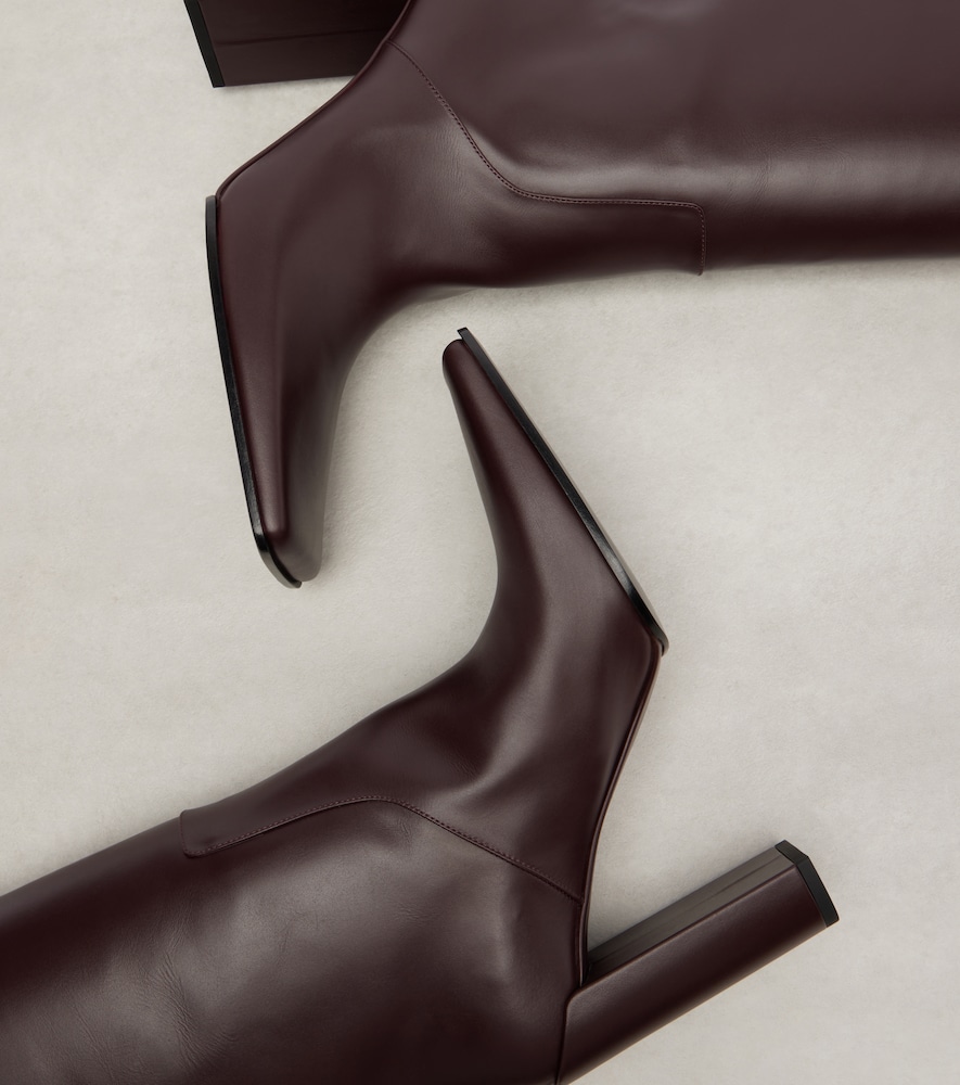  Alaia Alaã¯a Leather Knee-high Boots 