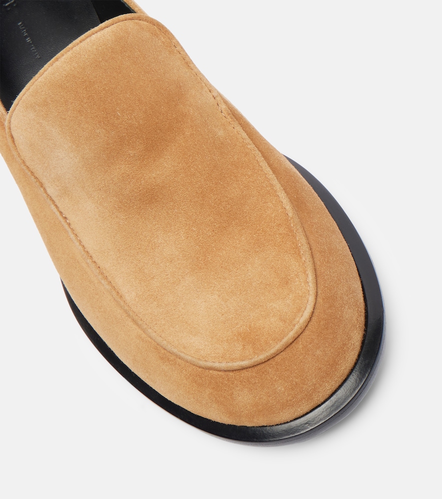  Khaite Khaite Loafers Miles Aus Veloursleder 