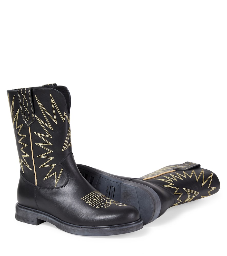 Golden Goose Wish Star Embroidered Leather Boots In Black