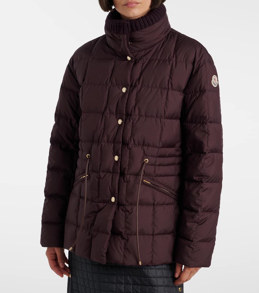 Moncler Antigone Quilted Down Jacket In Burgundy