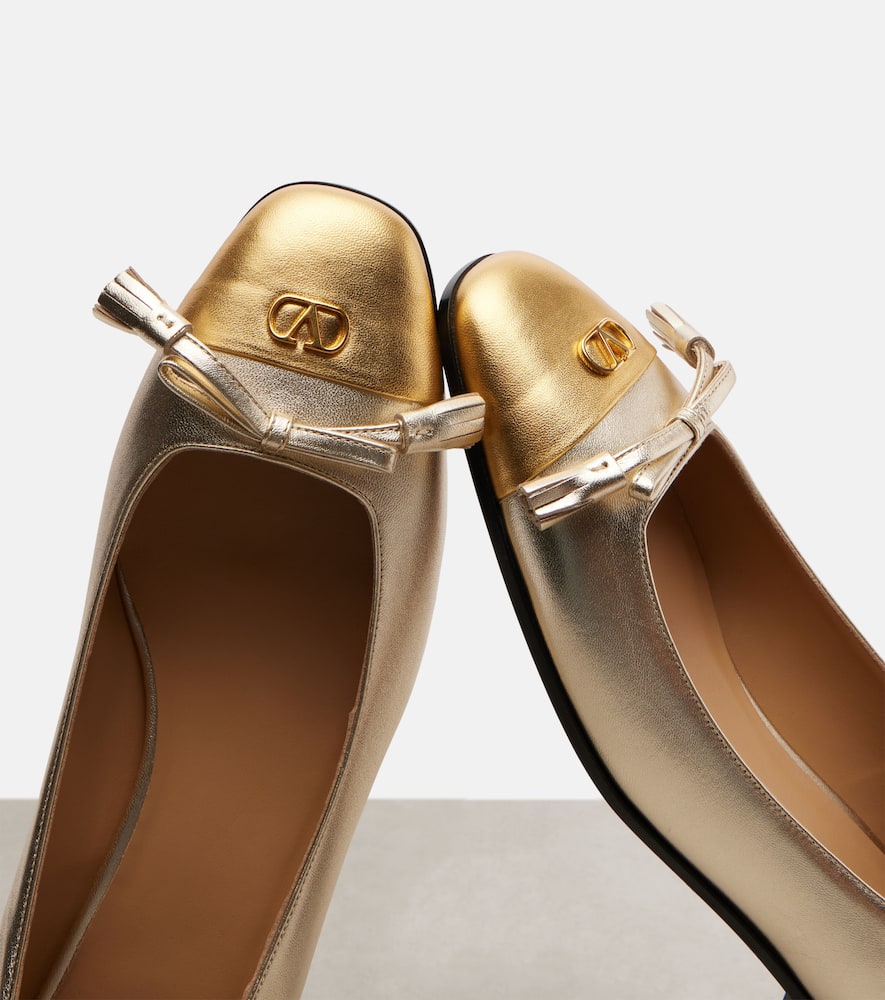 Valentino Valet Du Roi Metallic Leather Ballet Flats In Gold