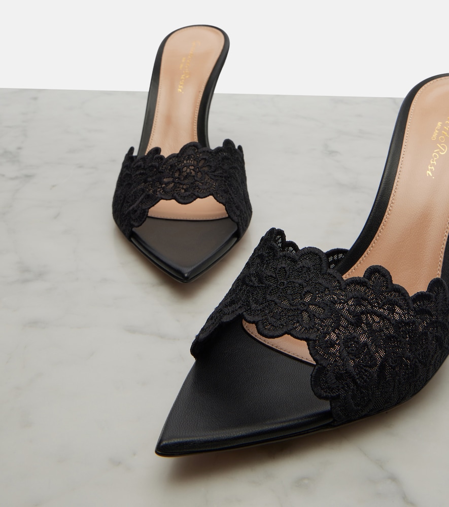  Gianvito Rossi Gianvito Rossi Yvonne Lace Mules 