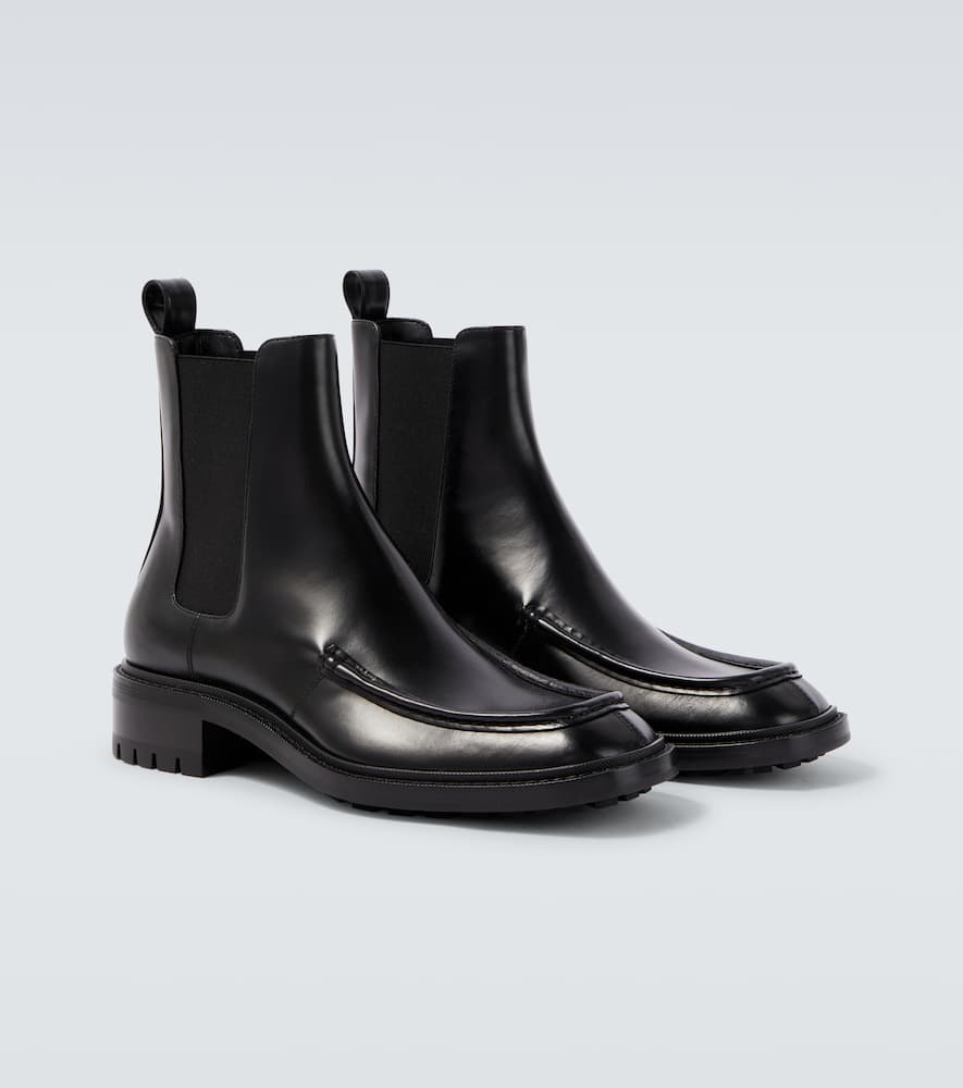 Saint Laurent Joe Leather Chelsea Boots In Black