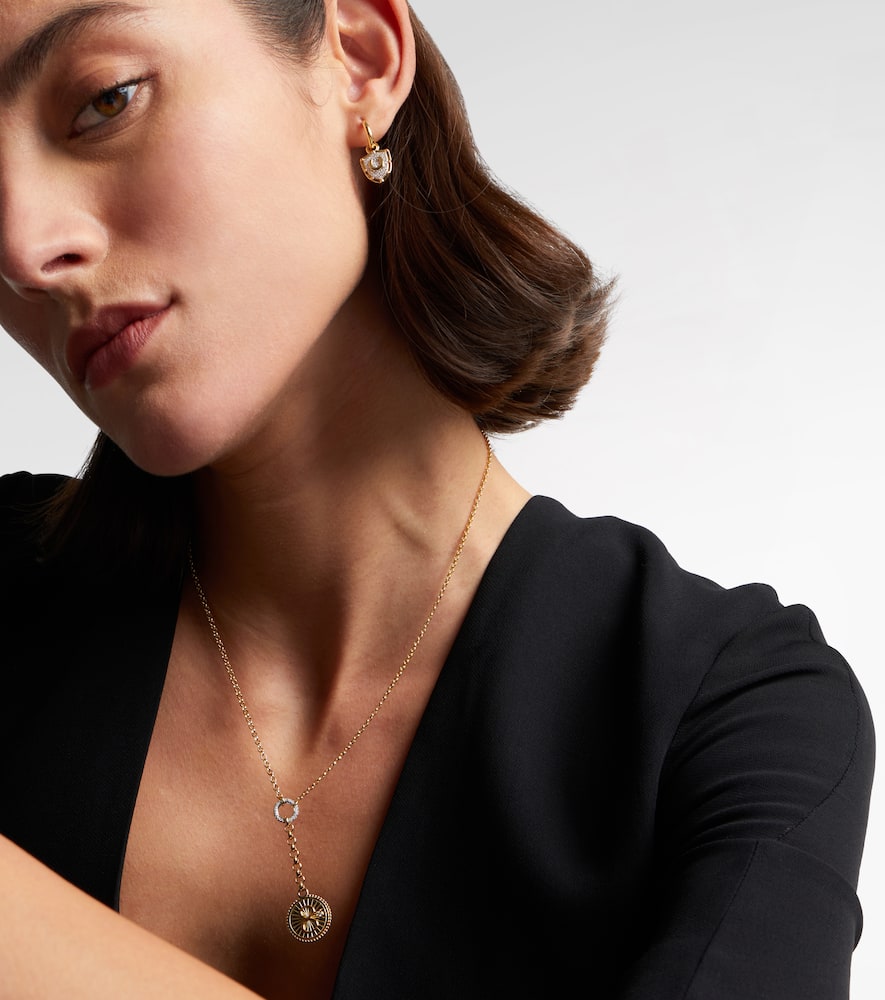 Foundrae Karma 18kt Gold Pendant Necklace With Diamonds In Gold