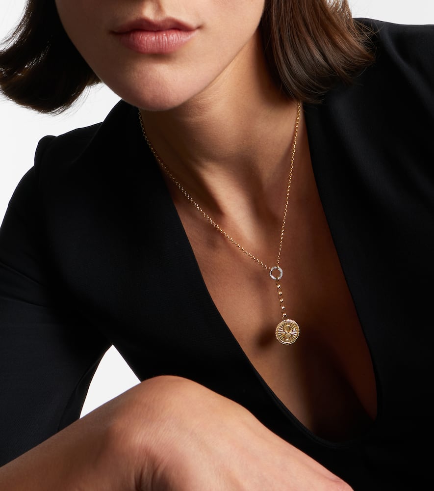 Foundrae Karma 18kt Gold Pendant Necklace With Diamonds In Gold