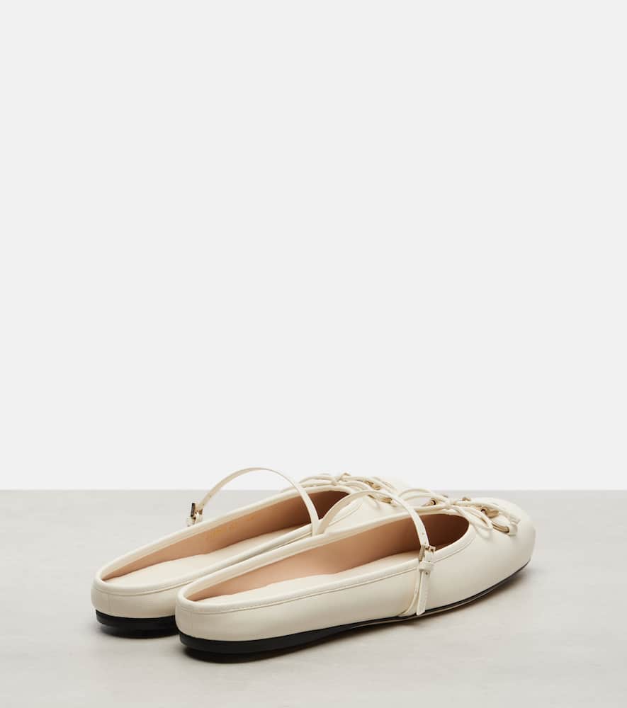 Gucci Horsebit Leather Ballet Flats In White