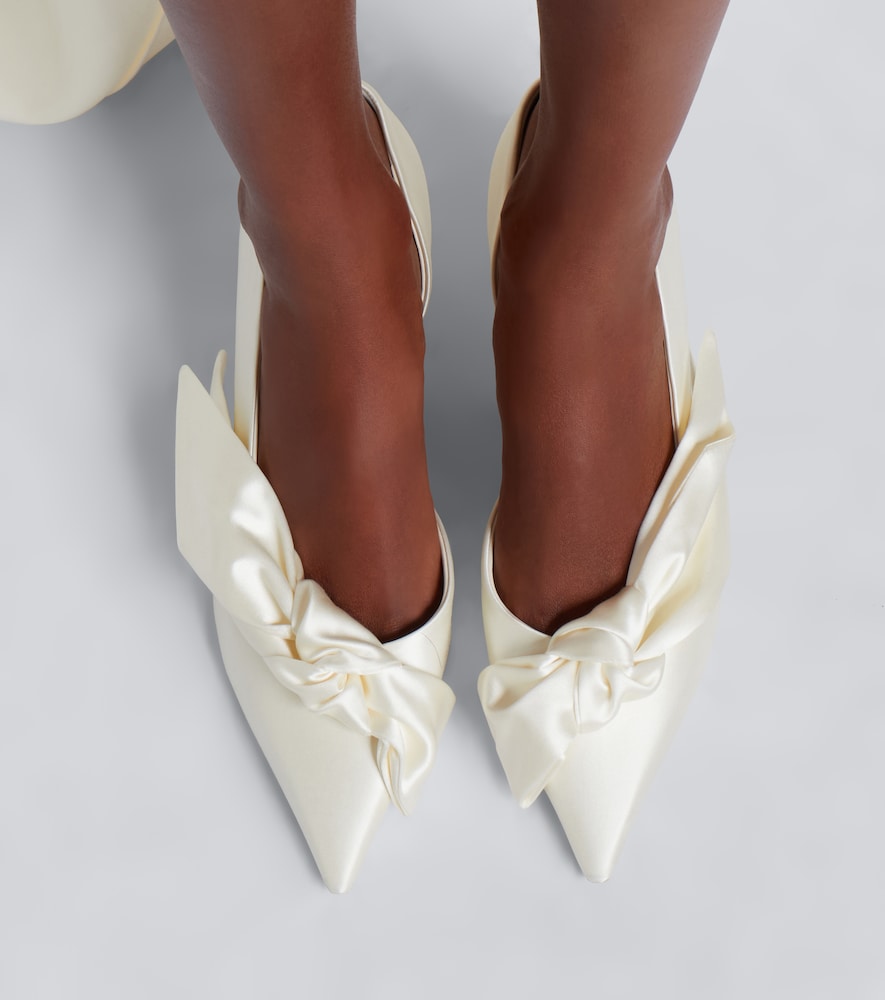 Issy Bow-Detail Pumps