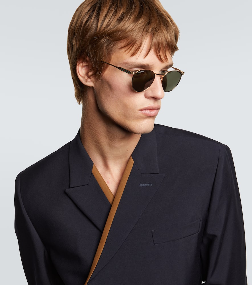 Gucci Round Sunglasses In Gold