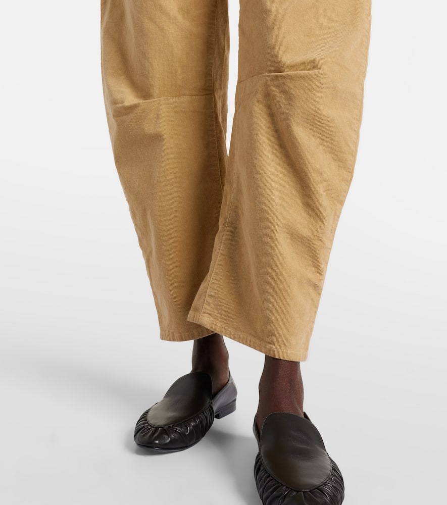 Nili Lotan Shon Cotton-blend Barrel-leg Pants In Sand