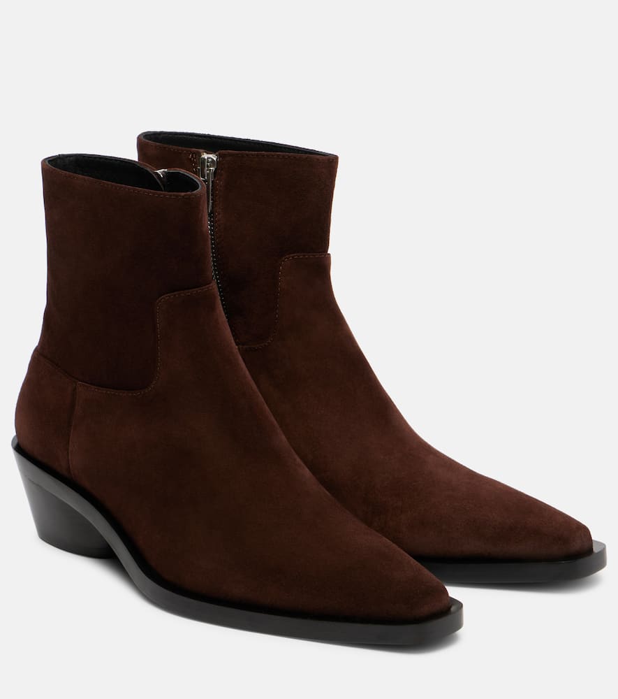 Bronco suede ankle boots