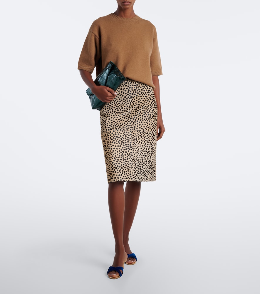 Callydramu Velvet Mules